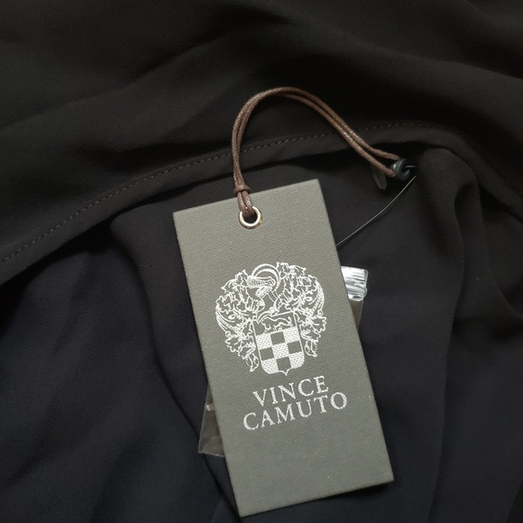 NWT Vince Camuto Faux Wrap Top - Picture 3 of 6